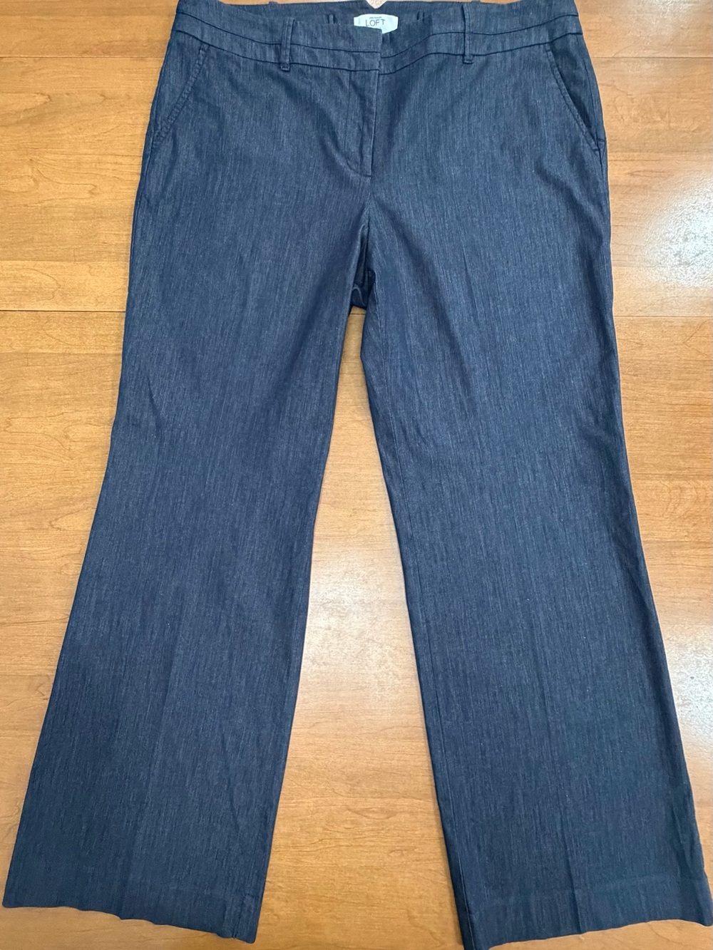 LOFT pants - Classic Flare- video in listing